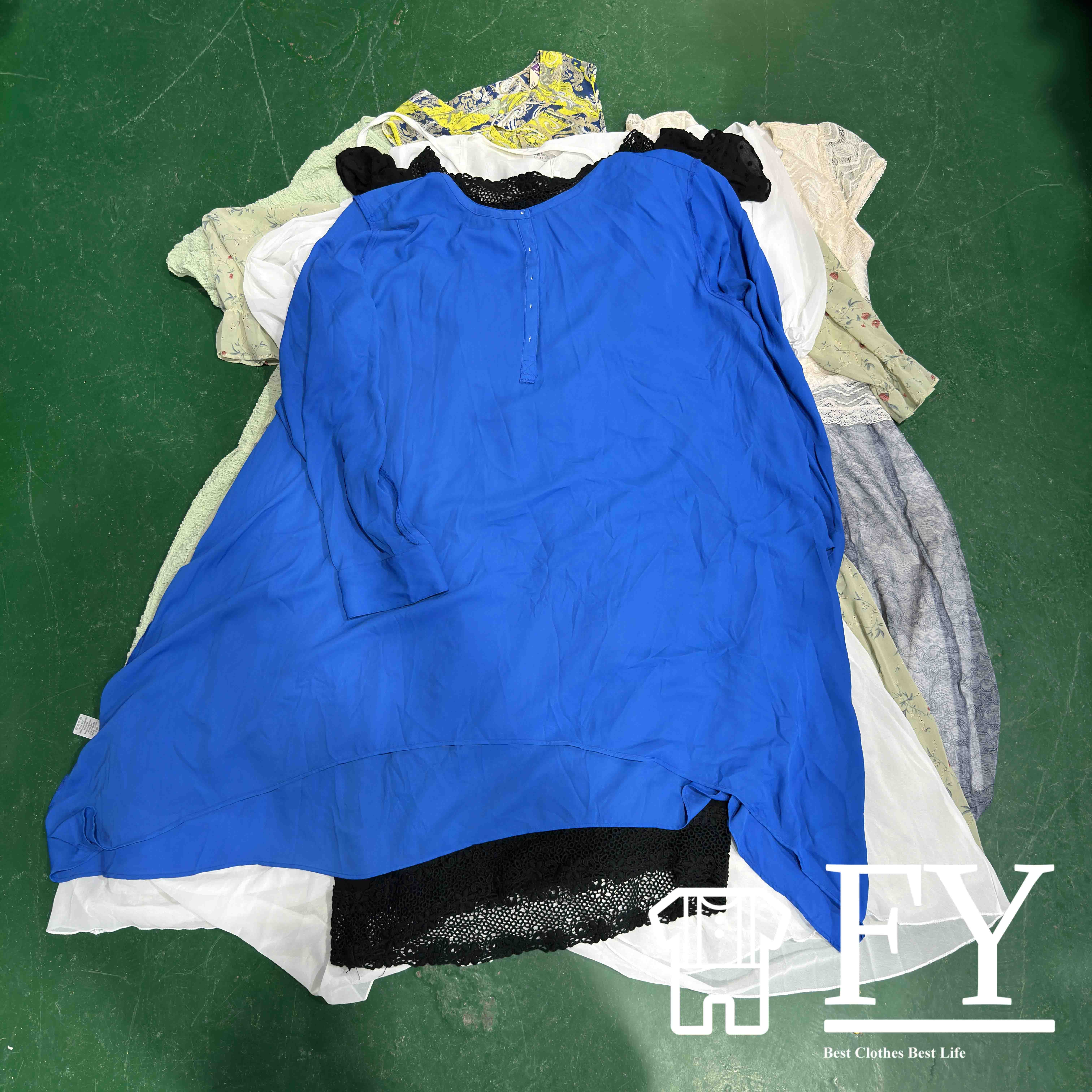 FengYang Used Silk Dresses Women Bales Belgium Used Clothing Bales 100Kg