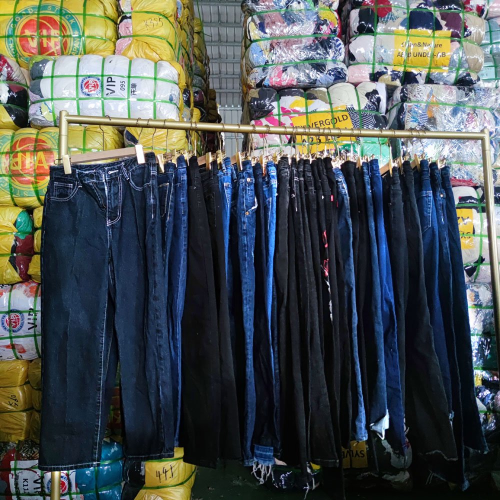 Second-Hand Summer Lady's Jean Pants for Adults Bales of Clothes