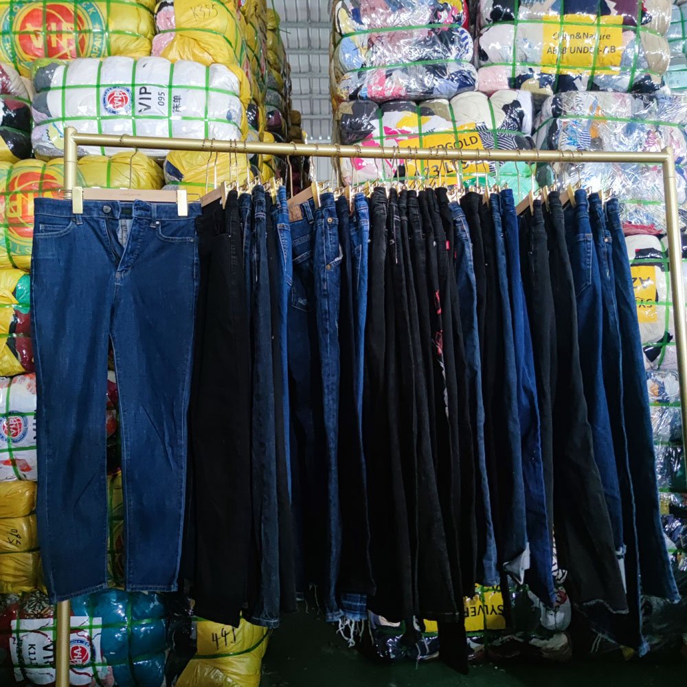 Second-Hand Summer Lady's Jean Pants for Adults Bales of Clothes