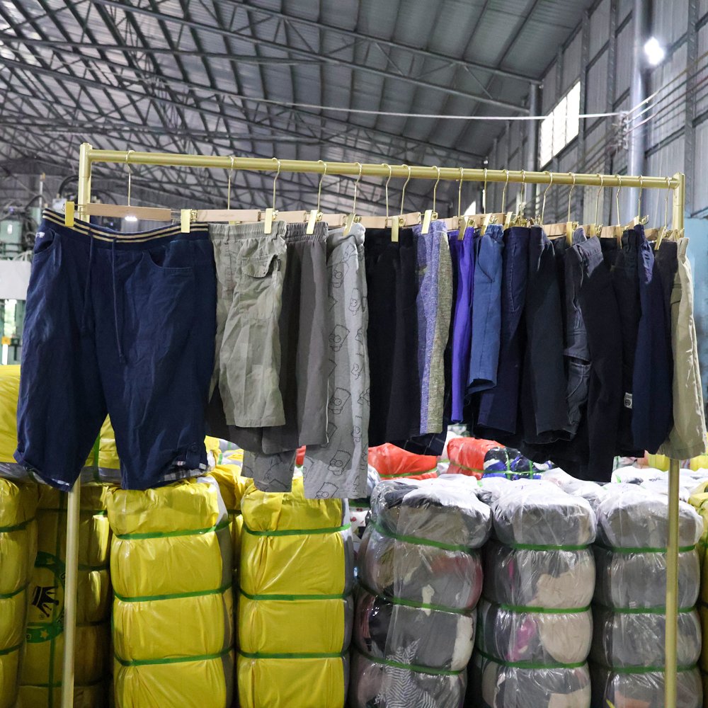 Used clothes man used short T shirt second hand shirt wholesale men shorts bales used clothes bulk for men cheap price