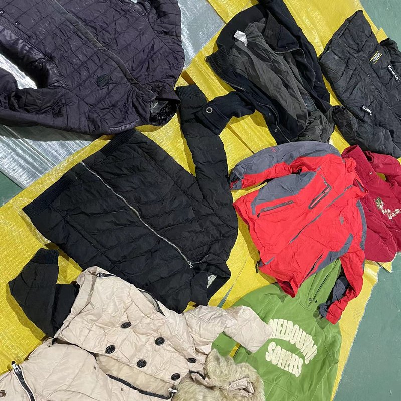 Used Clothes Bales Of Thrift Clothing USA Jacket Factory Branded Bale Second Hand
