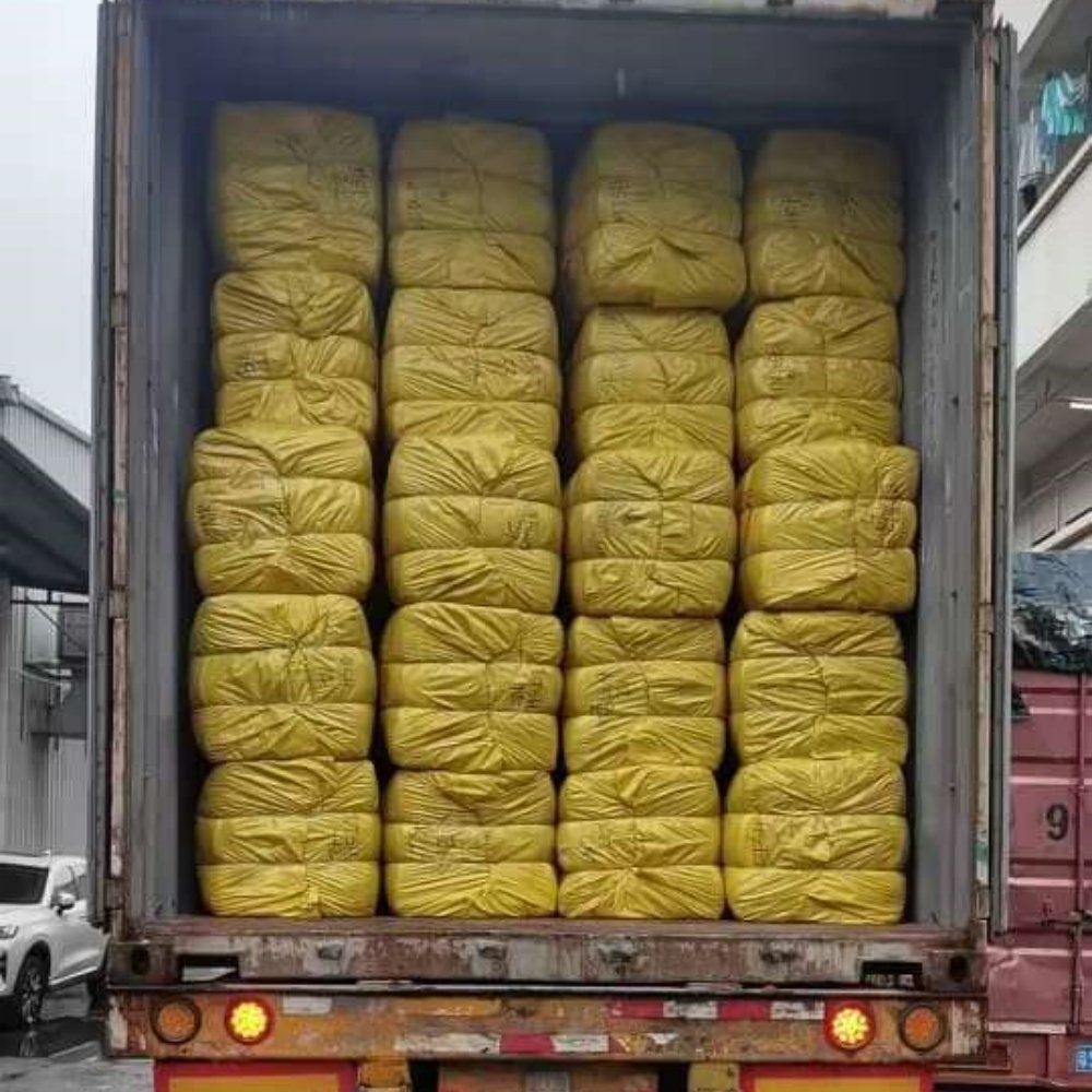 Good Condition Mixed Bedding Bales, Factory Wholesale Branded Bale Of Used Clothes In Kg