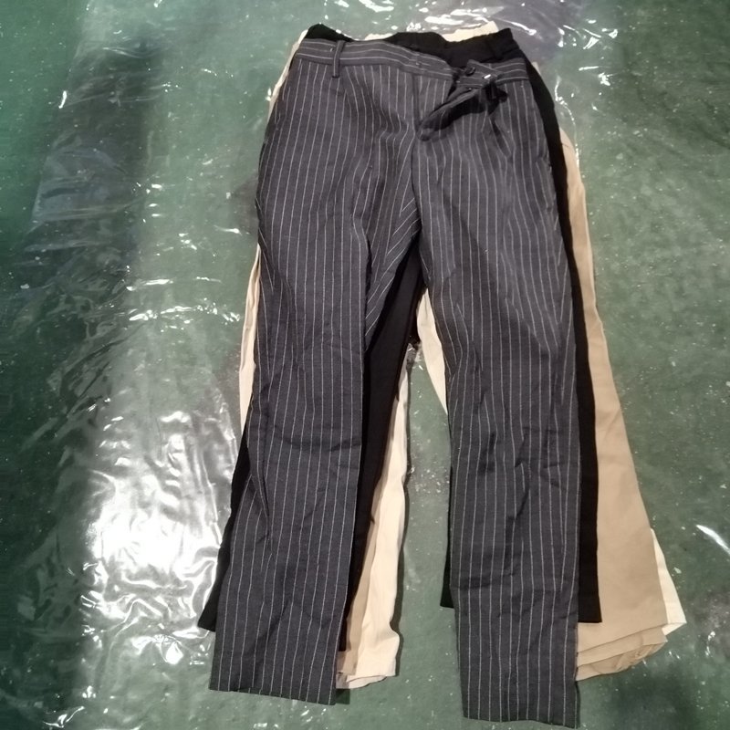 A3 Fashionable women pants second hand clothing used clothing bales 100kg from Canada elastic pants/ women trousers
