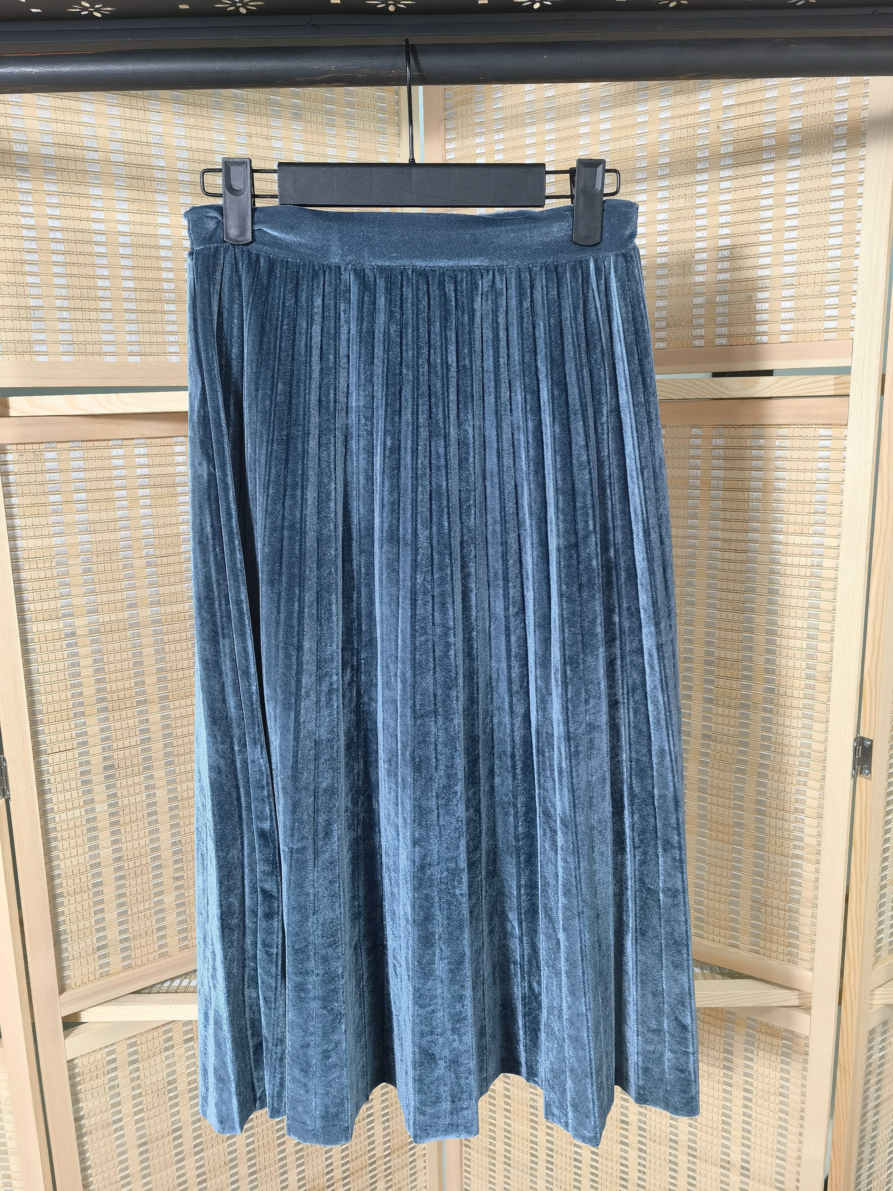 Wholesale High Quality Elegant Comfortable Second Hand Thin gold velvet Clothes Used Clothes