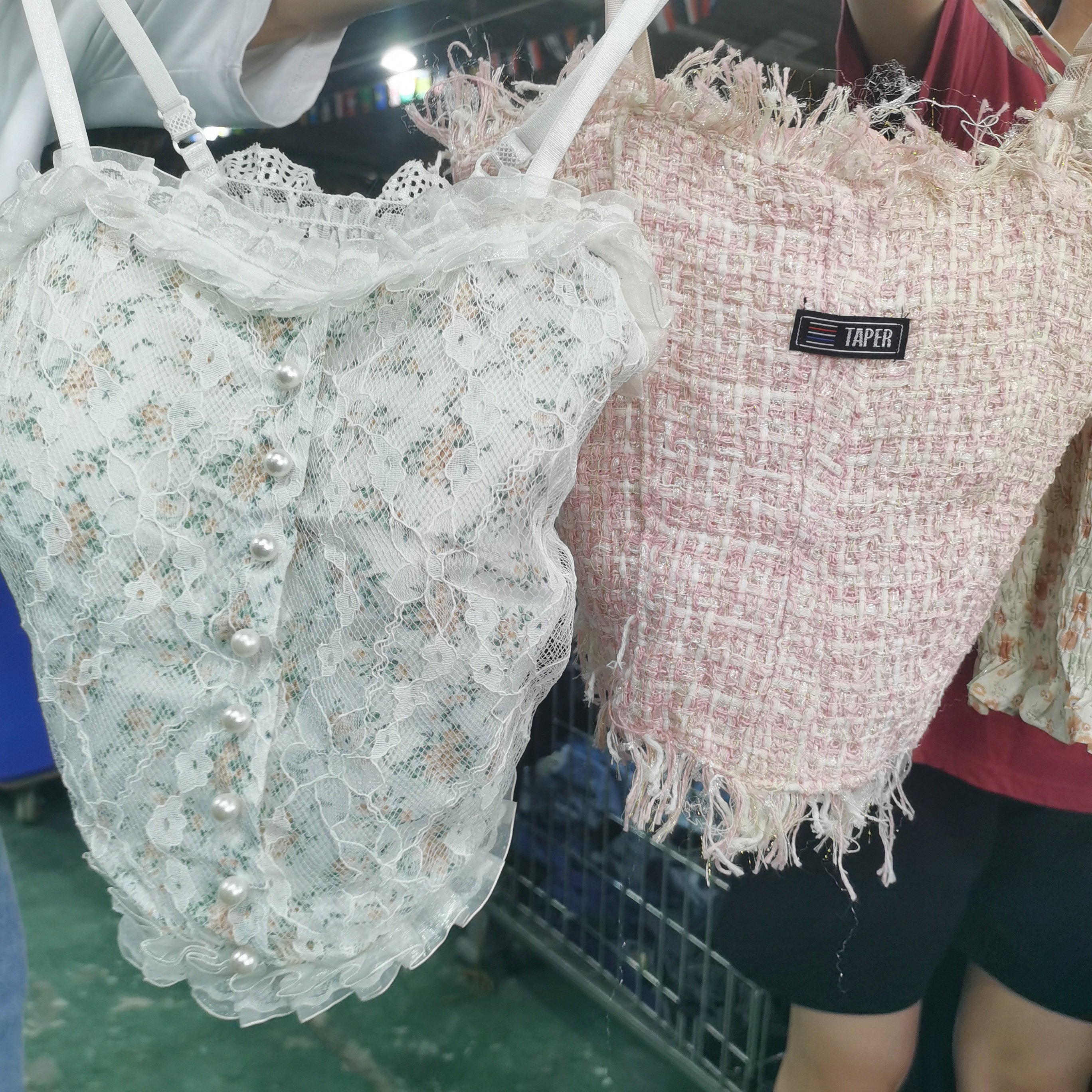 2024 Spicy Girl Strap Second hand Top Women's Clothing 58 kg 90 kg used clothes bales