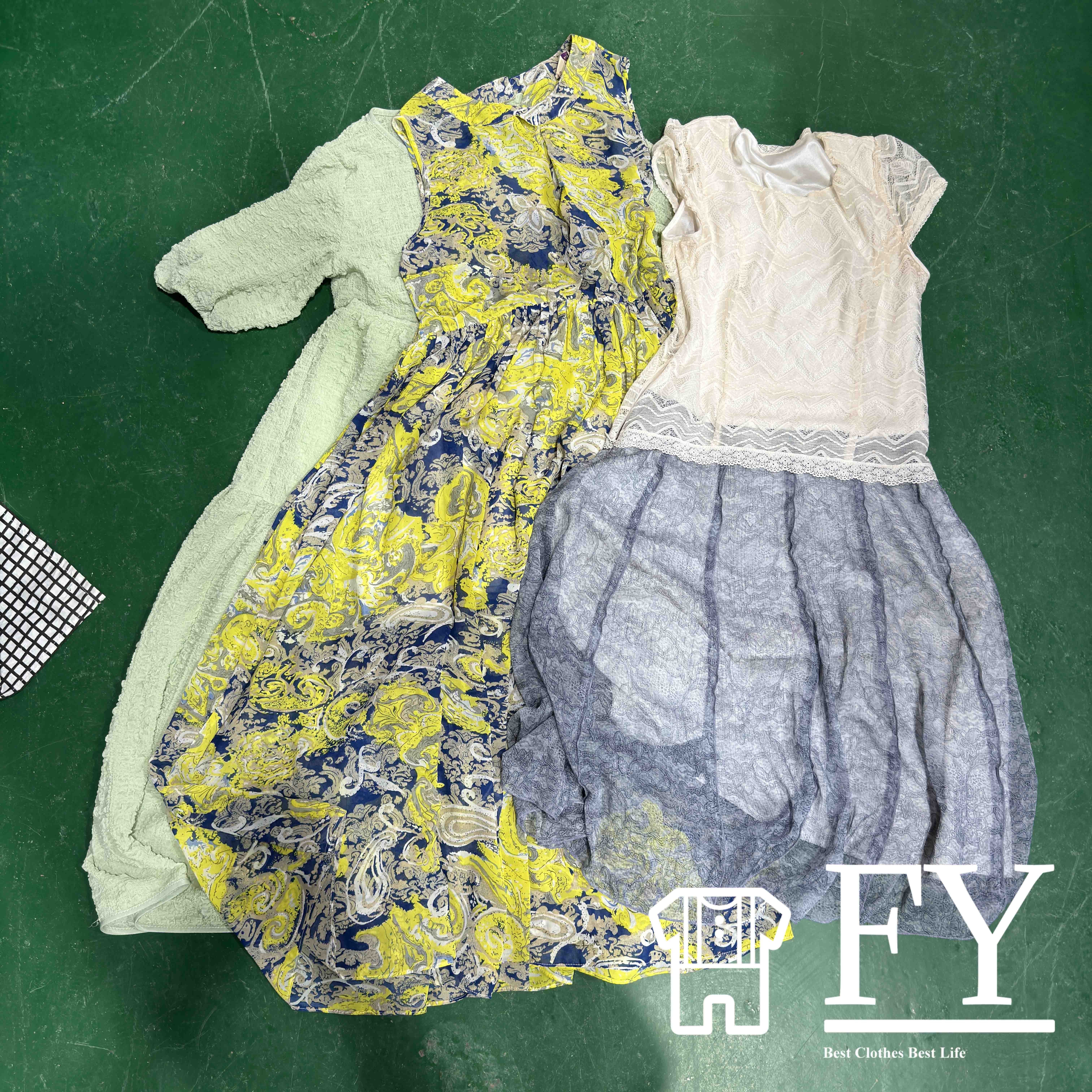 FengYang Dubai Used Clothes In Bales Ladies Silk Dress Second Hand Clothes Wholesale Used Clothes
