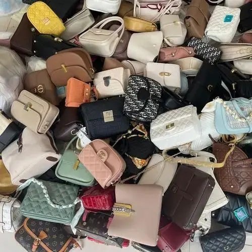 chen 2024 High quality leather bags Wholesale women's leather handbags Used handbags in bags Used handbags Used bags Used bags