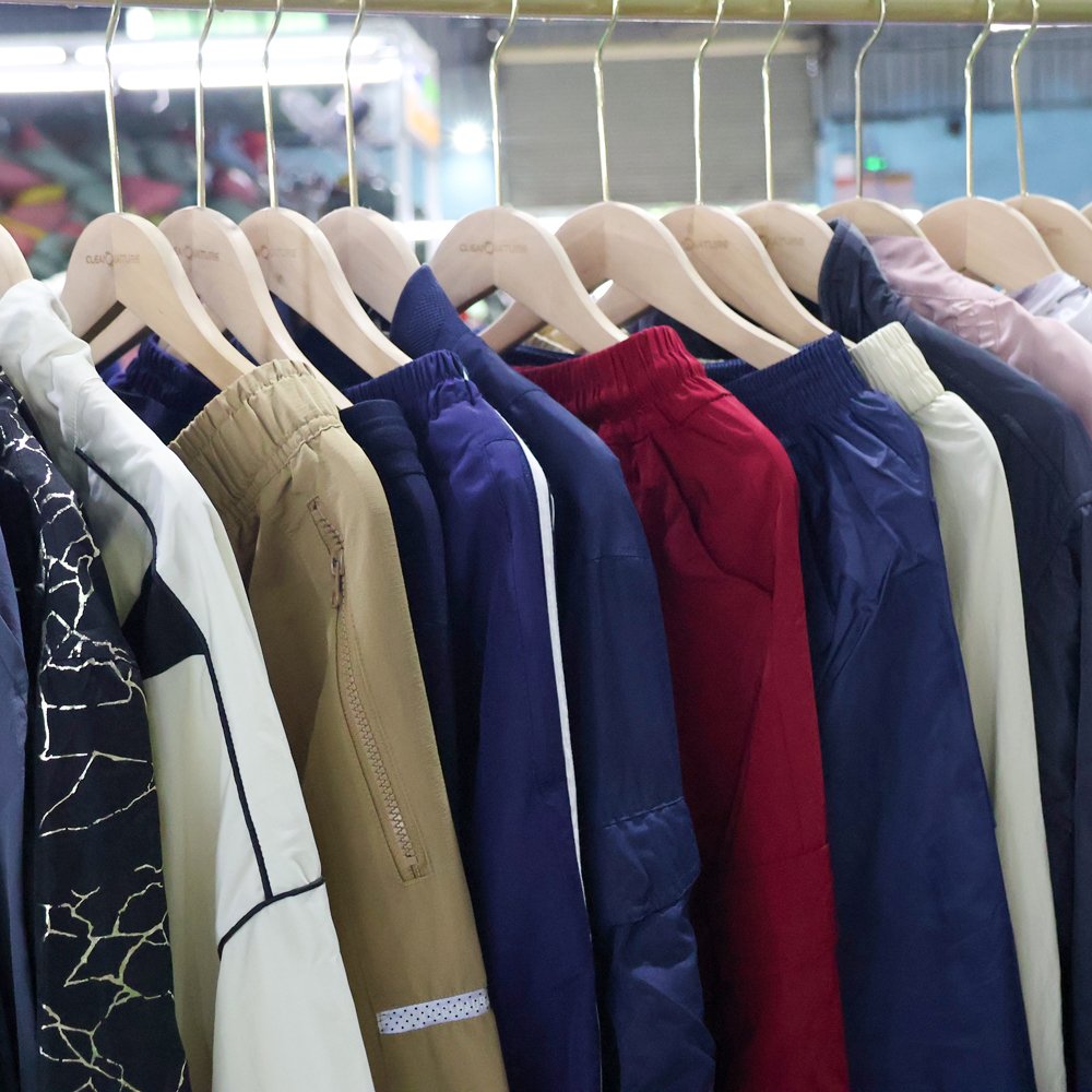 Used Vintage Premium Adult Nylon Training Wear Second Hand Summer Top Pant Ukay Bale Trendy Used Clothes
