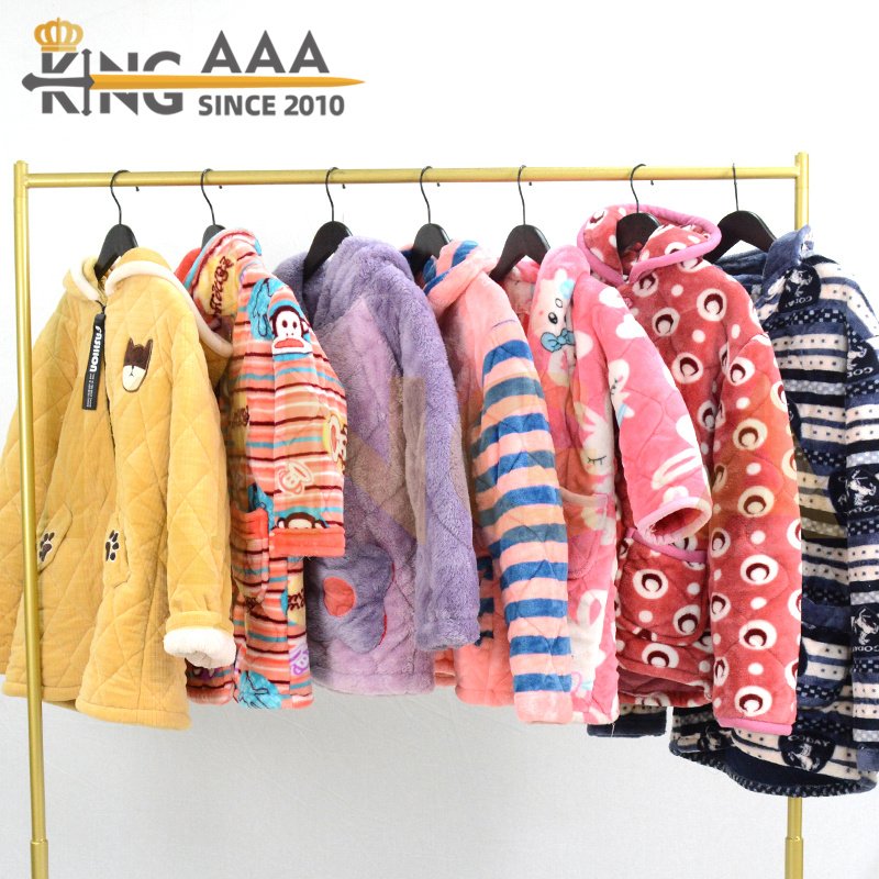 Wholesale Winter Thick Pajamas Women Warm Female Sleepwear Sets Second Hand Clothing Used Home Clothes in Bales