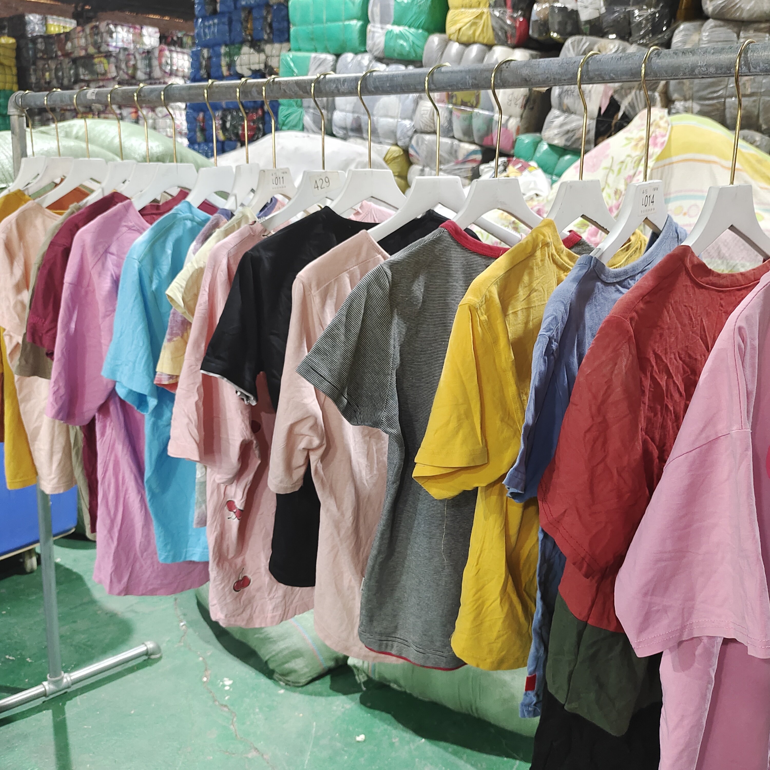 HISSEN Dubai-Used-Clothes-In-Bales Dubai-Aussie Used Dubai Dress In Bales Imported Bale Means T Shirts Use Clothes
