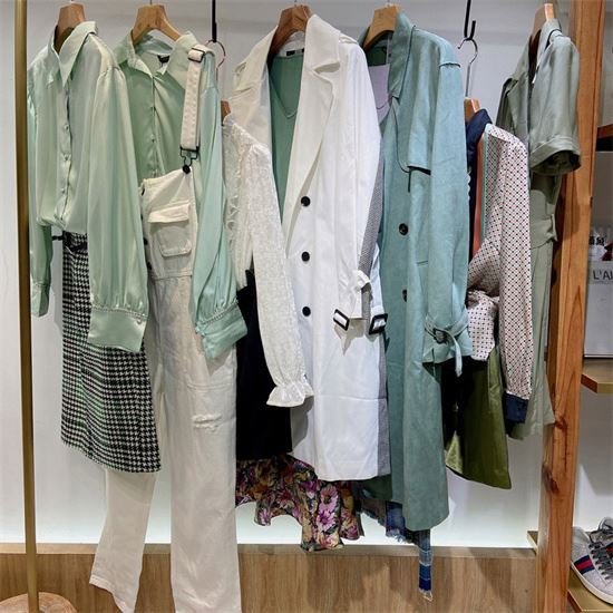 Discount Women's Clothing 2024 Used Clothing Wholesale Purchase Inventory Final Clearance