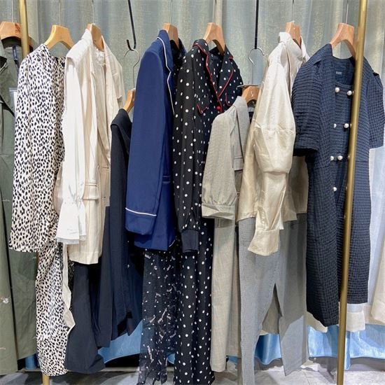 Discount Women's Clothing 2024 Used Clothing Wholesale Purchase Inventory Final Clearance