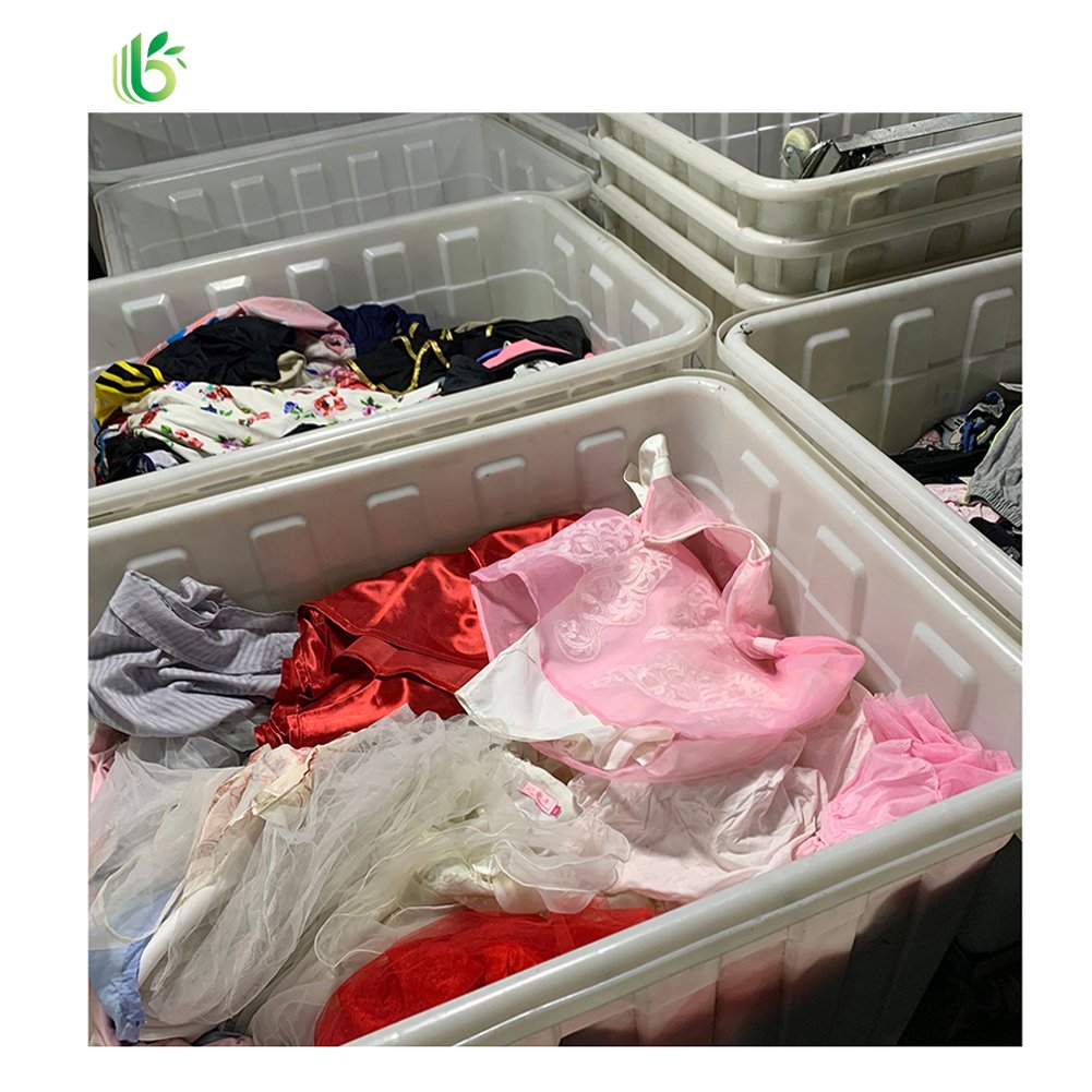2024 Good Branded Bale Mixed Lightweight Used Clothes In Bales India