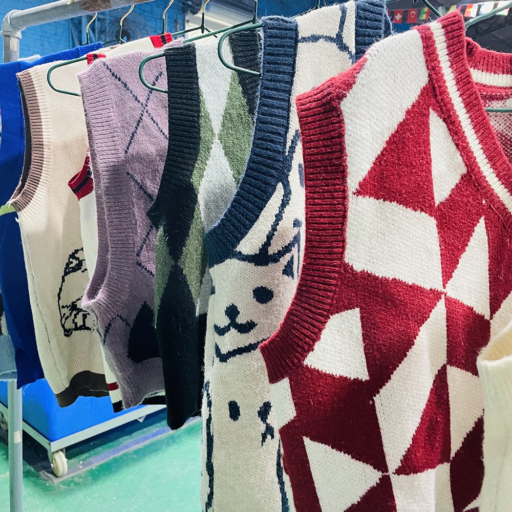 Winter second-hand colored sweater vest second-hand wide wool vest used clothing bales