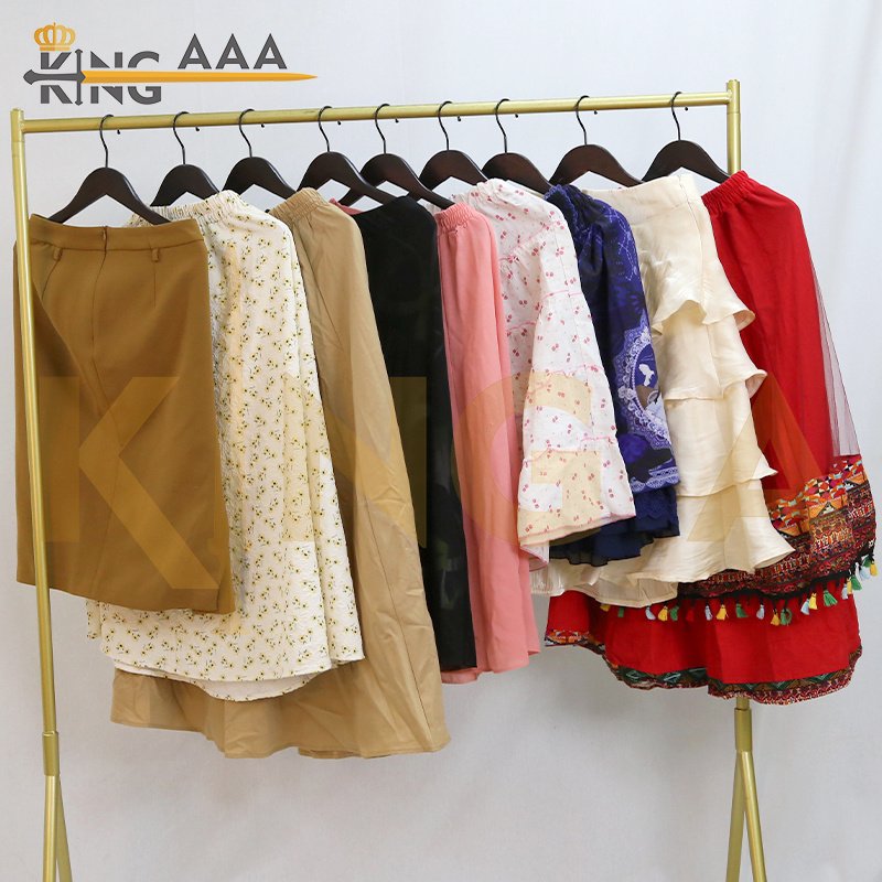 Bodega price second hand clothing korea used skirts women clothing bales from japan
