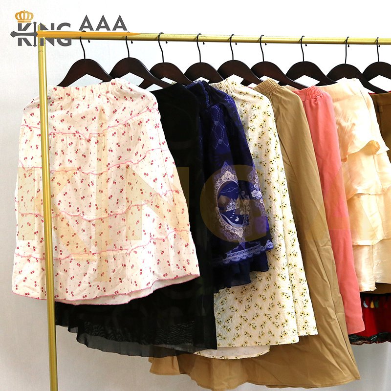 Bodega price second hand clothing korea used skirts women clothing bales from japan