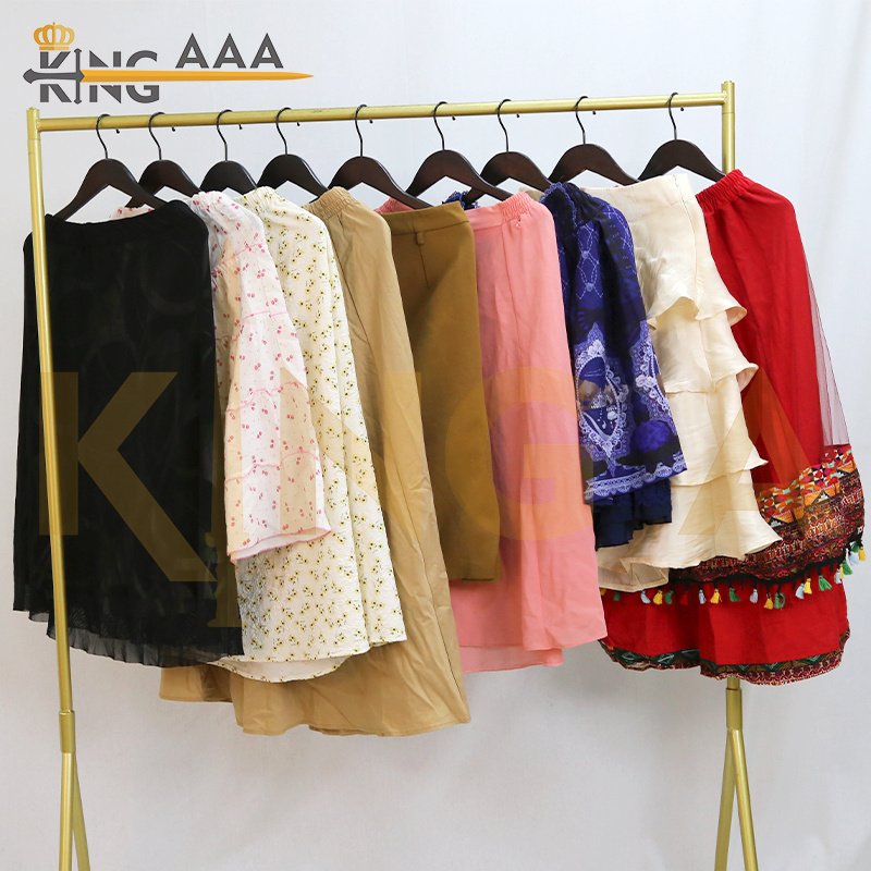 Bodega price second hand clothing korea used skirts women clothing bales from japan