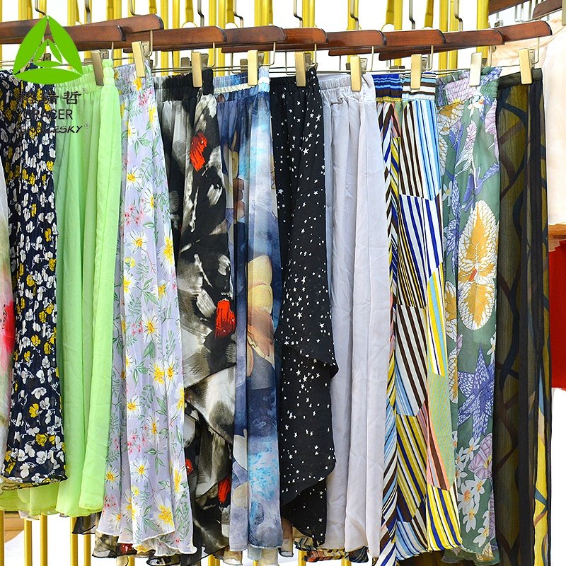 Thrift Clothes Branded Used clothes bundle 45kg bale bulk wholesale clothing