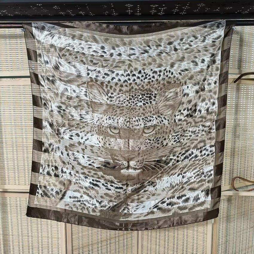 Wholesale High Quality Vintage Fashion For Women Second Hand Silk Scarf Used Clothes