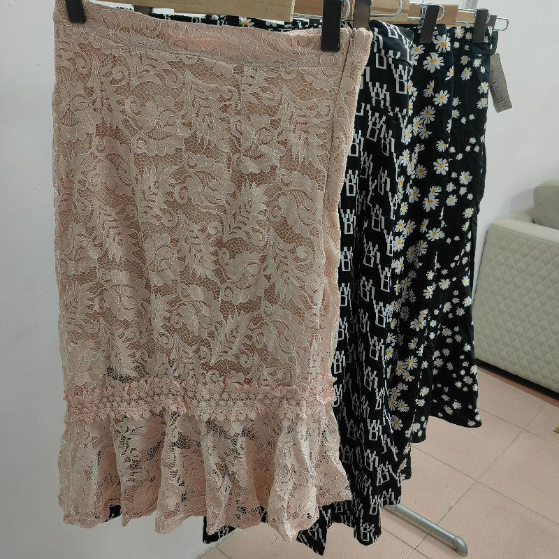 2023 beautiful used fashion women dress bundle used clothing Second hand skirt for women