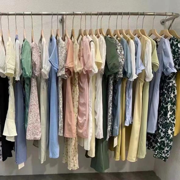 2022 Wholesale Bulks Brand New Bales Stock Clothes Used Branded Clothes used clothes