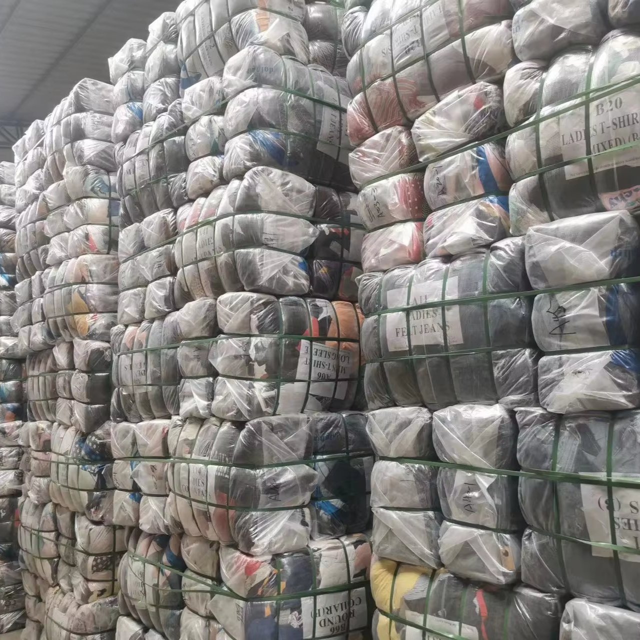 CHILDREN PANTS Wholesale Second-hand Clothing Used Clothes Mixed Shipment