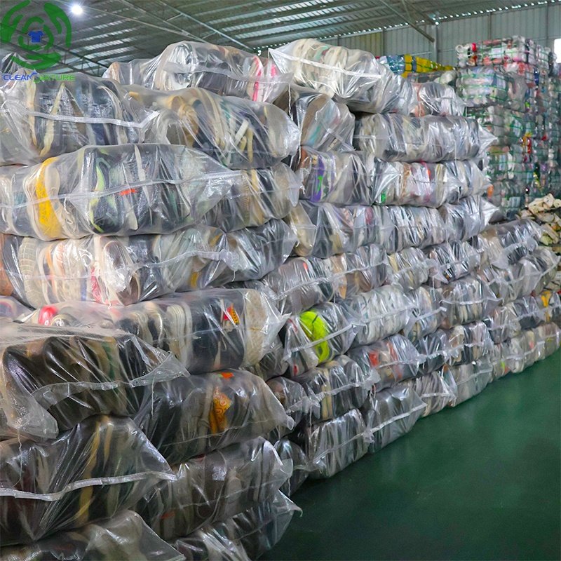 Jingran hot selling stock shoes in Africa export 20ft 40ft containers