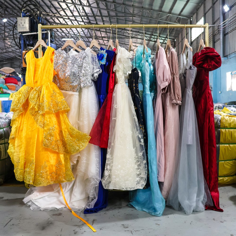 Factory Direct Supply Ballot De Friperie Enfants Bale Prom Dress With Most Pics Bales Kids From Turkey Used CLOTHES