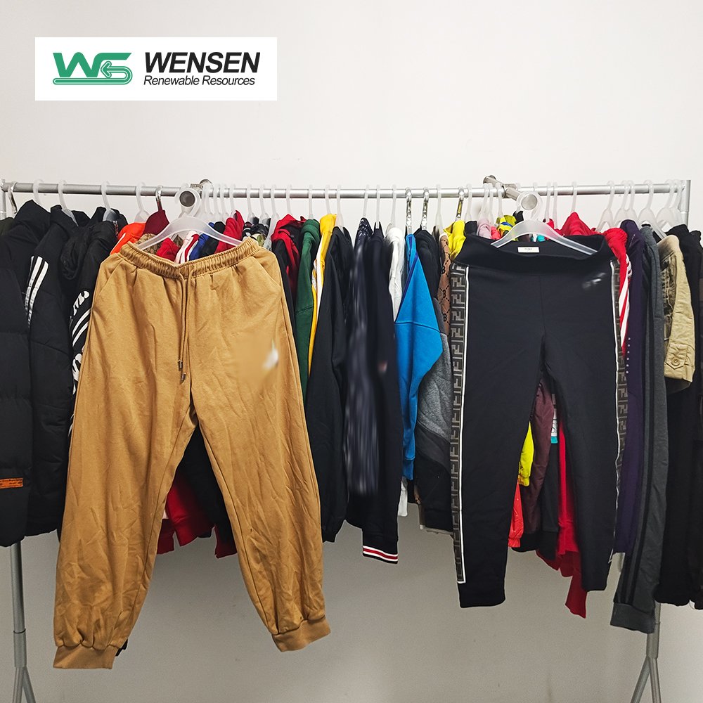 Wholesale Used Sports Branded Clothes Second Hand Clothes Men and Women T-Shirt Spring Autumn Hoodies Mixed Bales