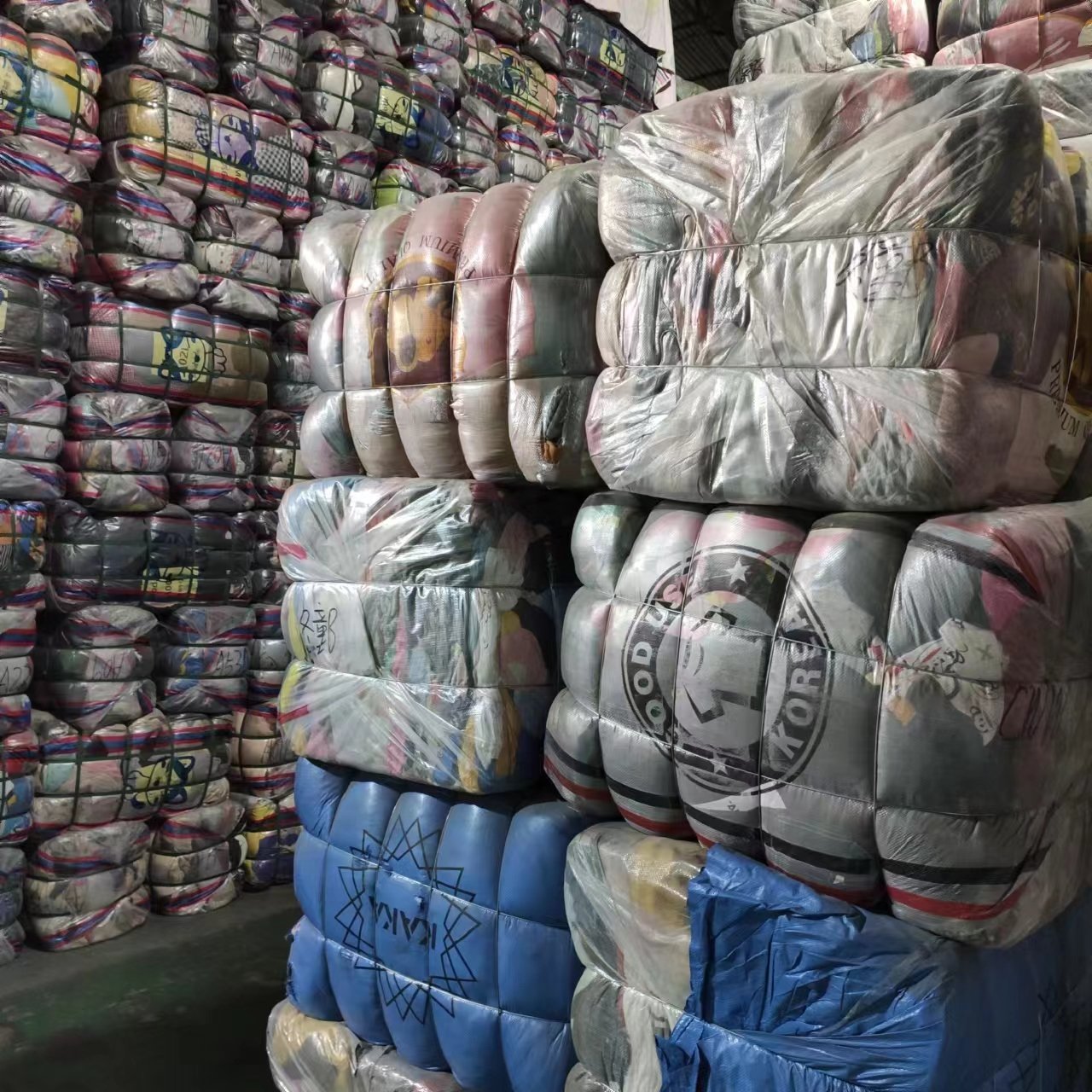High quality old clothes mixed wholesale manufacturer direct sales 45kg/75kg/100g packaging