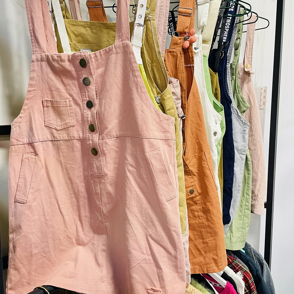 fashion style design second hand ladies denim suspenders dress colourful used clothes women denim skirt short for sale
