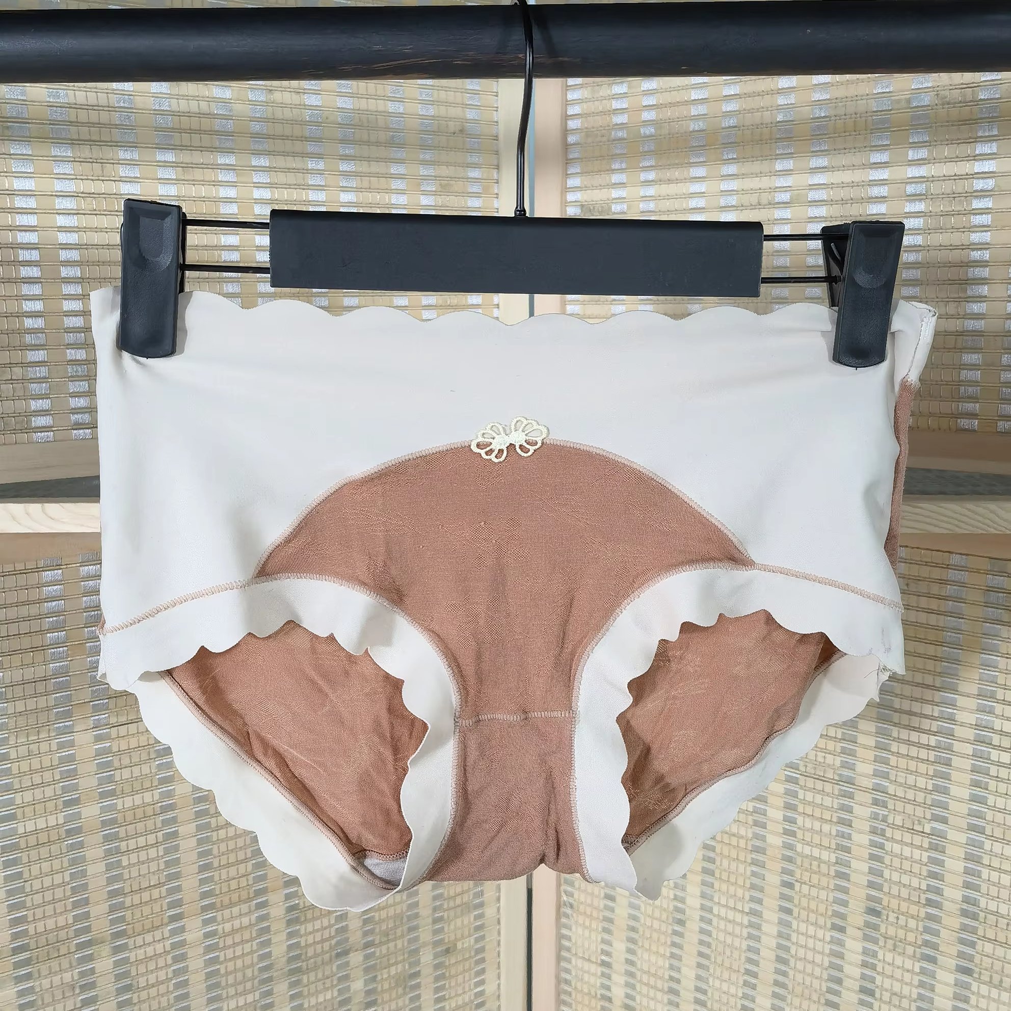 Wholesale High Quality Fashion Clean And Complete For Women Second Hand Underpants Used Clothes