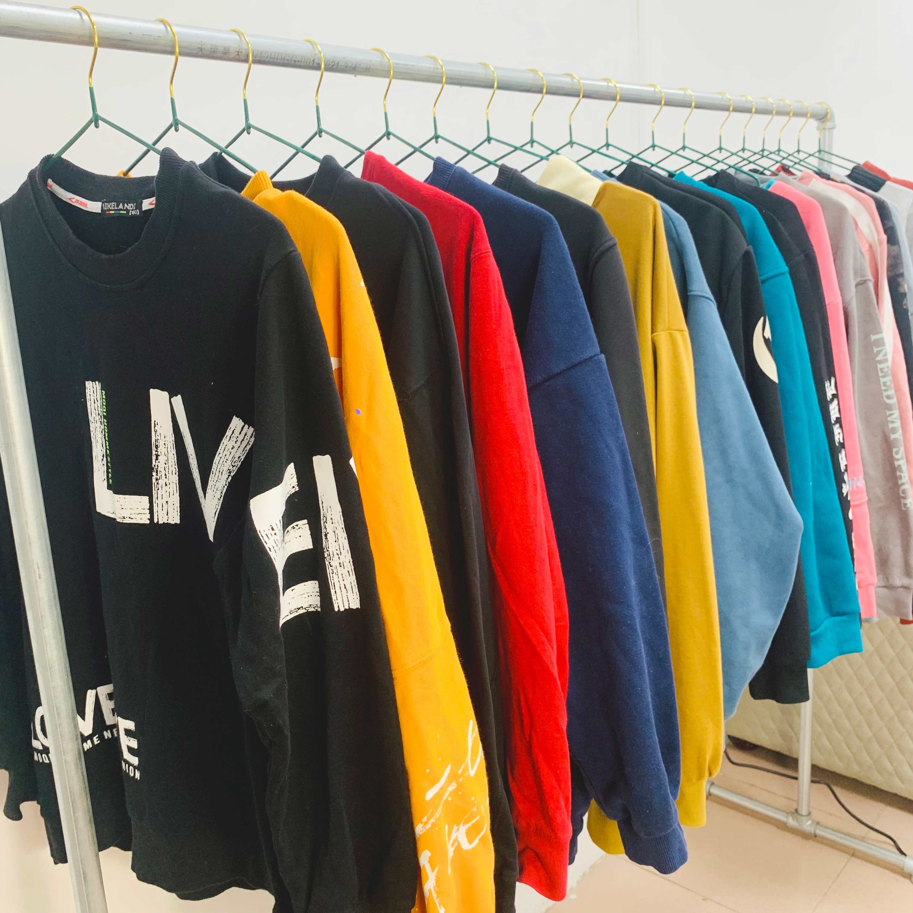 Winter mixed bag second-hand round neck sportswear second-hand clothing