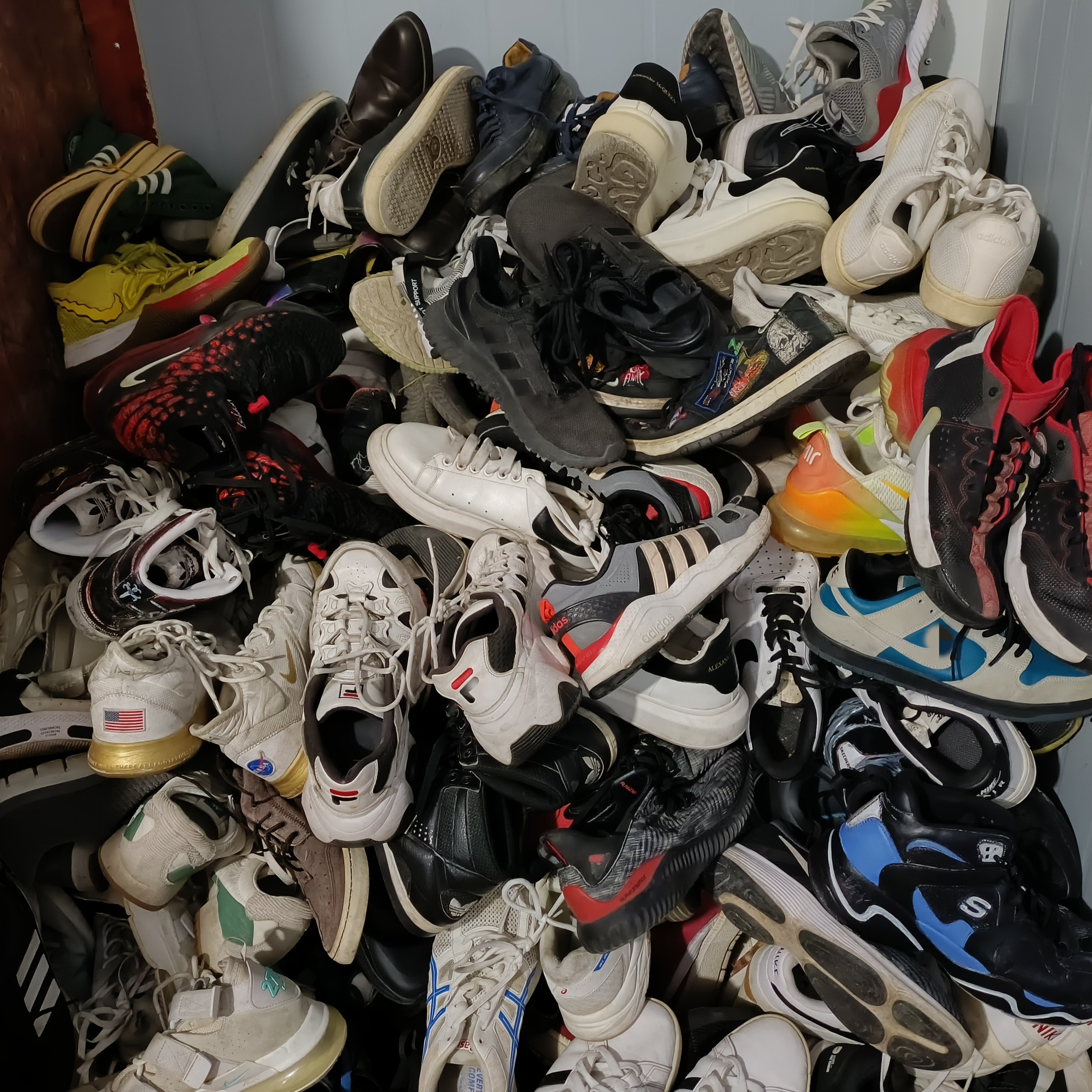 Wholesale used shoes in bales sepatu bekas ukay ukay shoe second hand used shoes international branded original