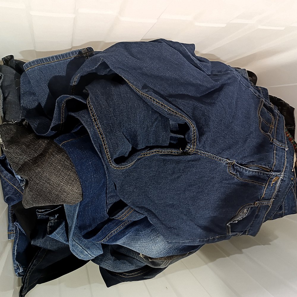 High Quality Second Hand Bale Of Jeans Trousers For Women And Women Wholesale Lady Jeans Used Jeans Pants Clothing