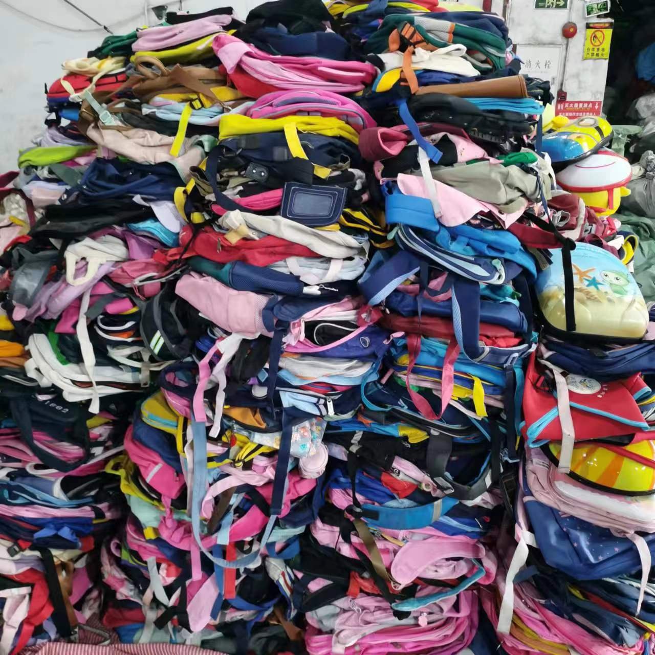 Wholesale second hand clothes used bag bales women designers shoulder handbags uesd ladies bag used clothes