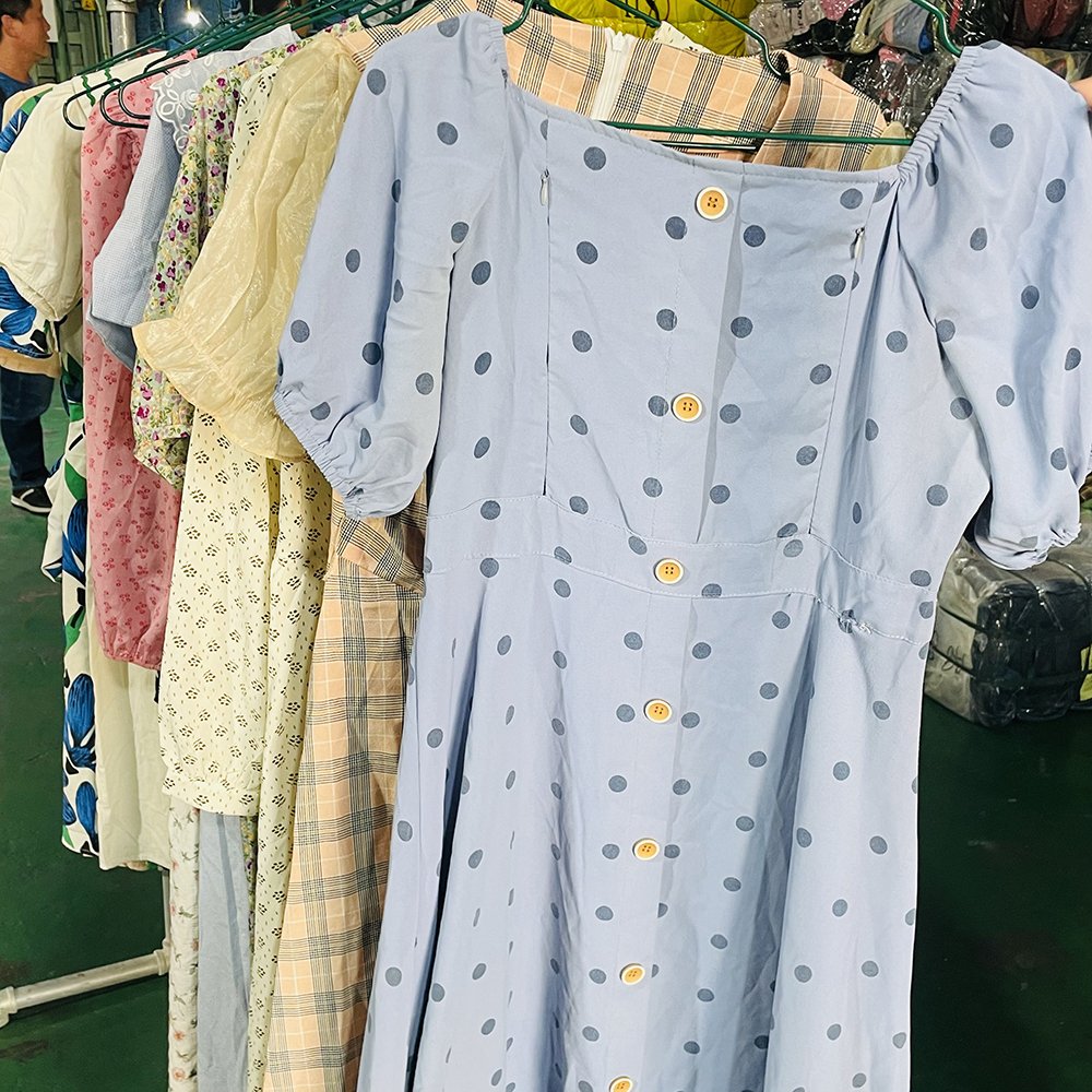 Factory Wholesale Used Clothing Korean Fashion Bales 45-100 Kg Dress Bundle Used Clothes