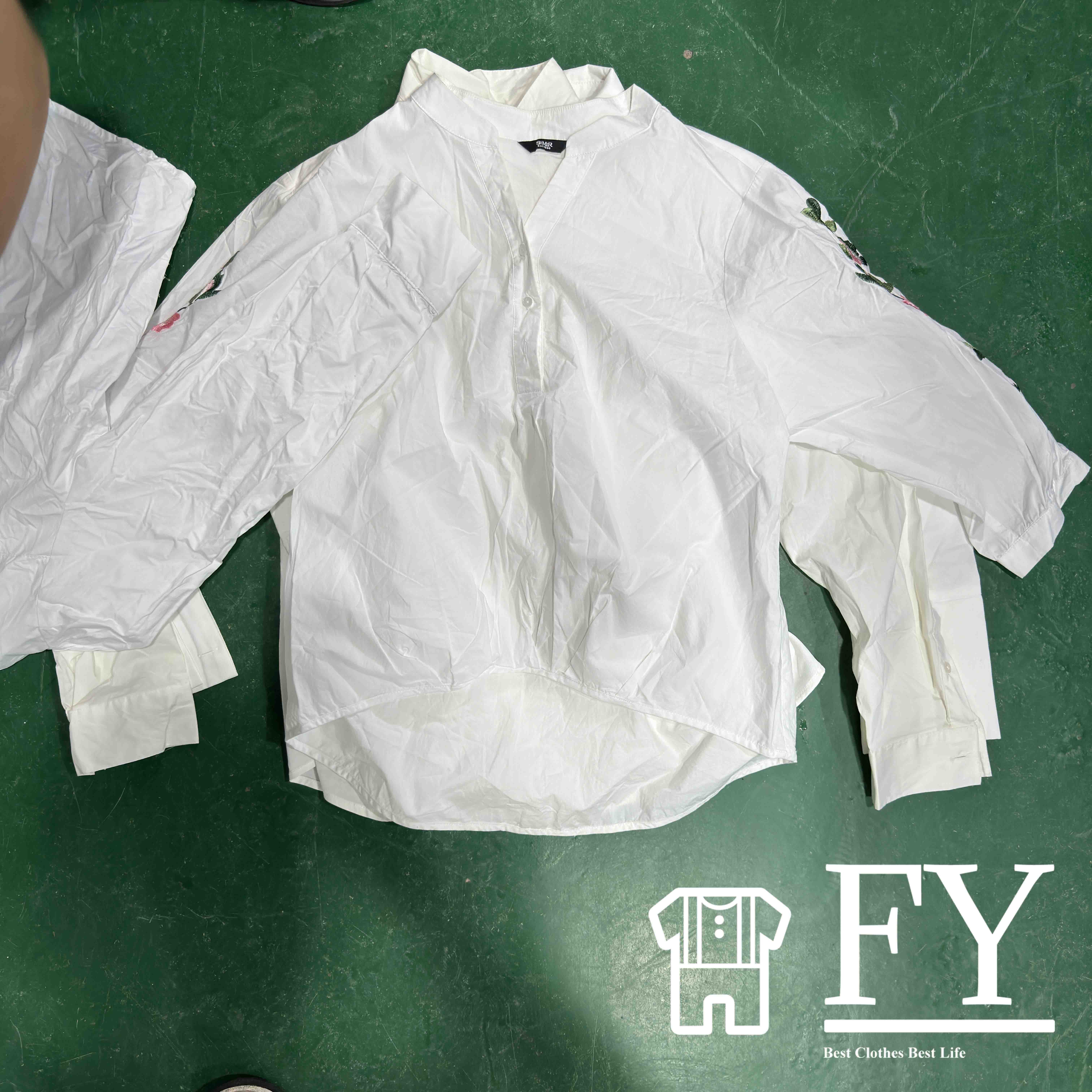 FengYang Used Clothes Used White Blouses Clothing Bales Thrift Wears For Ladies Second Hand Clothing