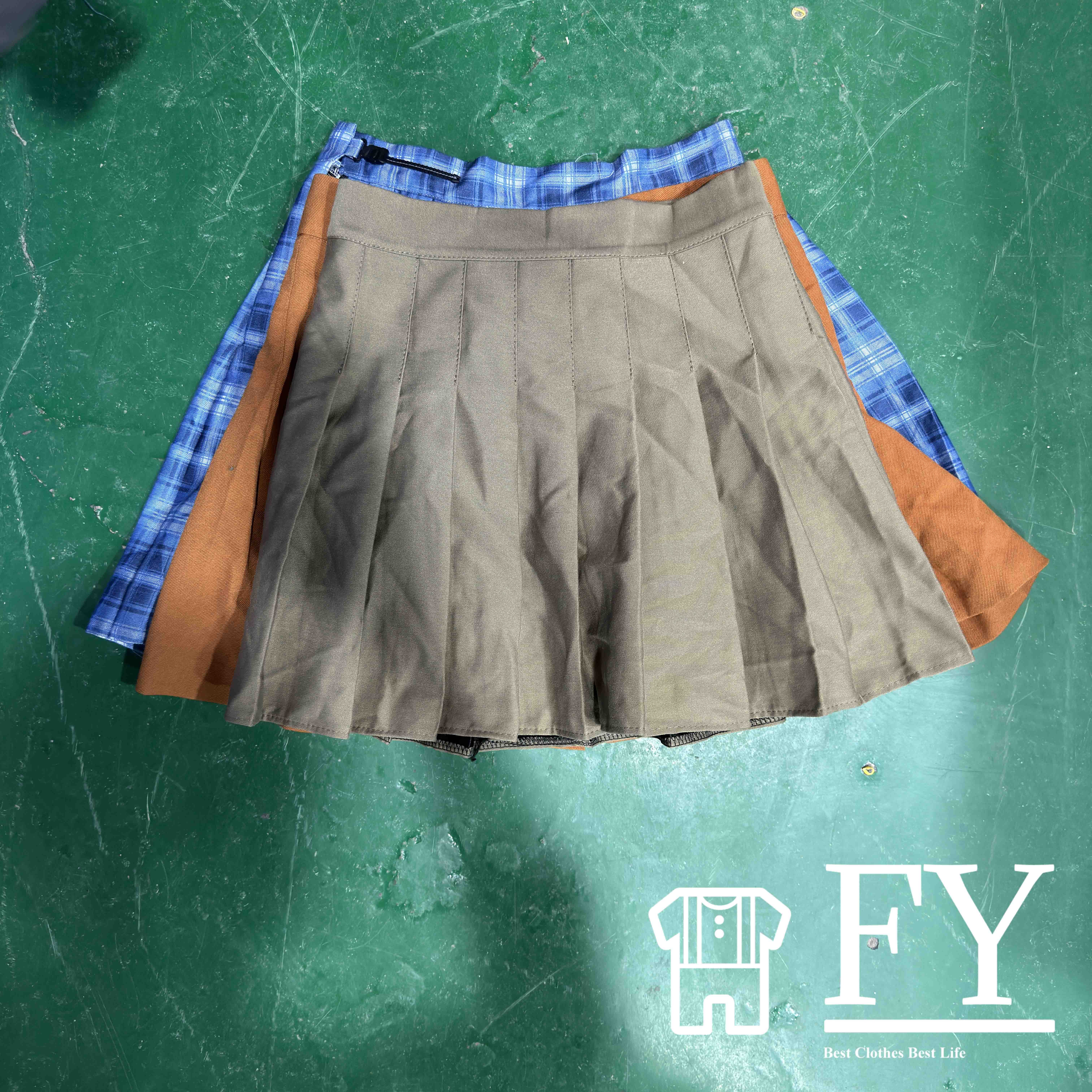 FengYang Wholesahand Clothings pleated Skirt Second Hand Clothes Hot Sale in Uk Summer Dress for Women Adults Bundle 45KG
