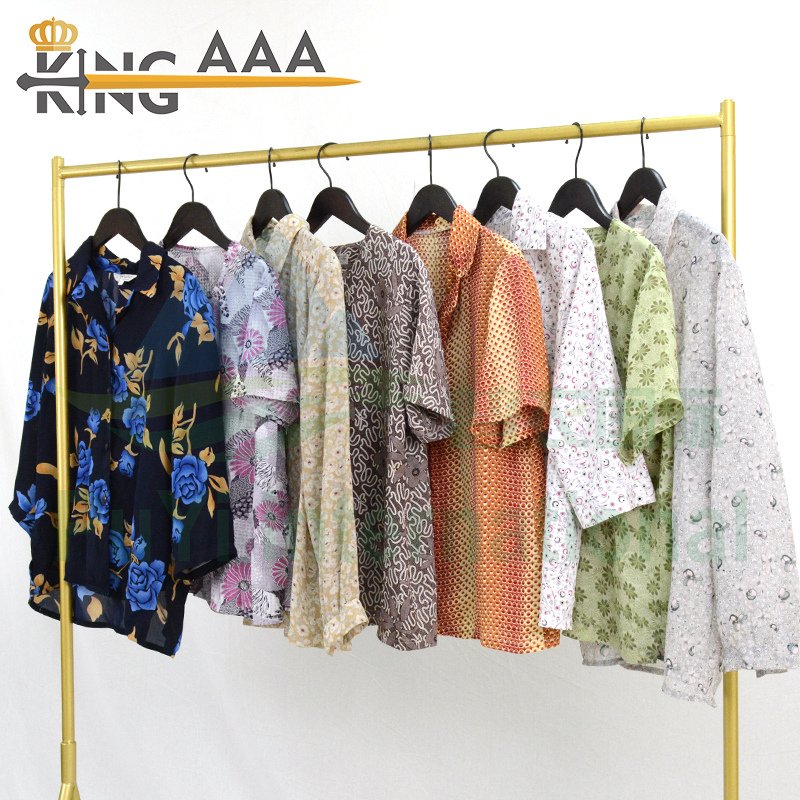 Grade top ladies shirts summer used clothes in bales 100kg used clothing korea second hand clothes for women