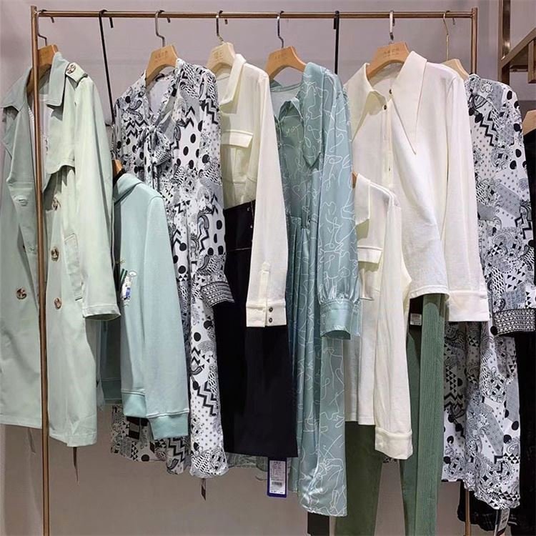 Cut Label Women's Used Clothing Dropshipping Support Customized Final Stock Clearance Discount Women's Clothing Wholesale