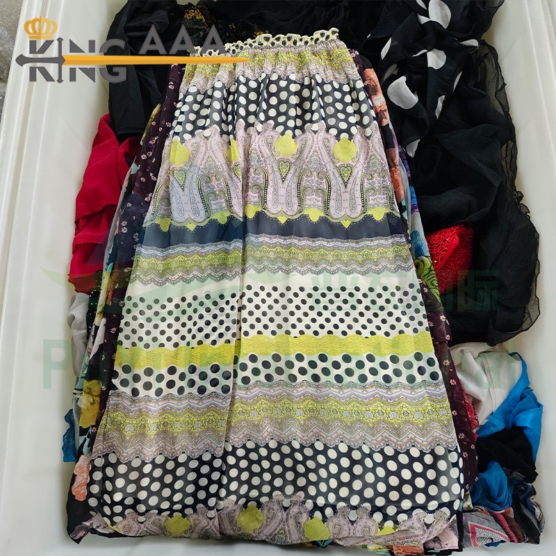 High Quality Women Summer Long Floral Pleated Skirts Second Hand Used Clothes Vintage Printed Chiffon Casual Skirt Stock
