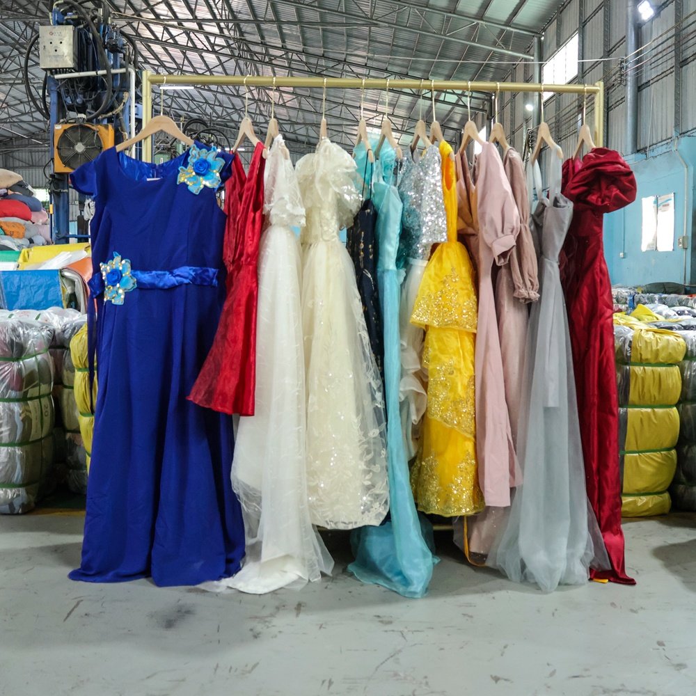 ukay ukay second hand ladies formal gown prom party evening dress bulk used clothes bales maxi dress