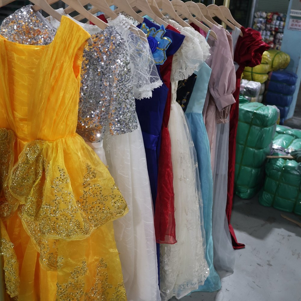 ukay ukay second hand ladies formal gown prom party evening dress bulk used clothes bales maxi dress
