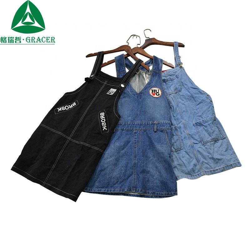 Wholesale used clothes in bale girl and women wear jeans skirt denim strap dress