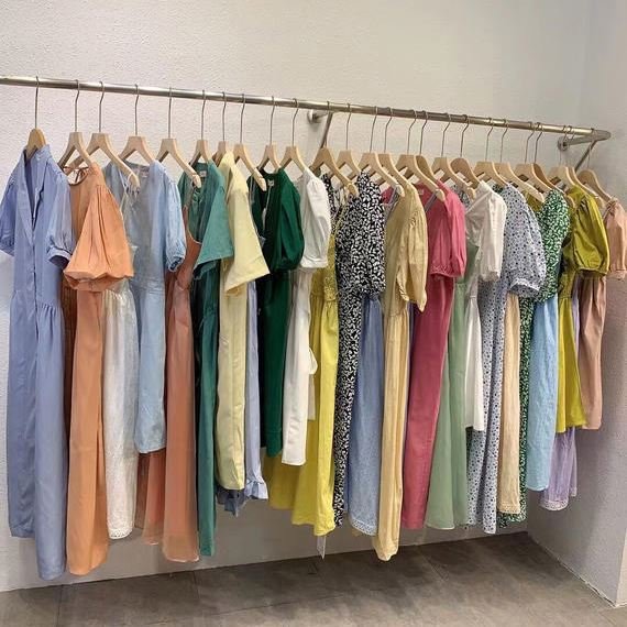 Hot Sale 100 Kg Per Bale Colorful Summer Second Hand Clothing A Grade Casual Used Clothes Second Hand Clothing Woman