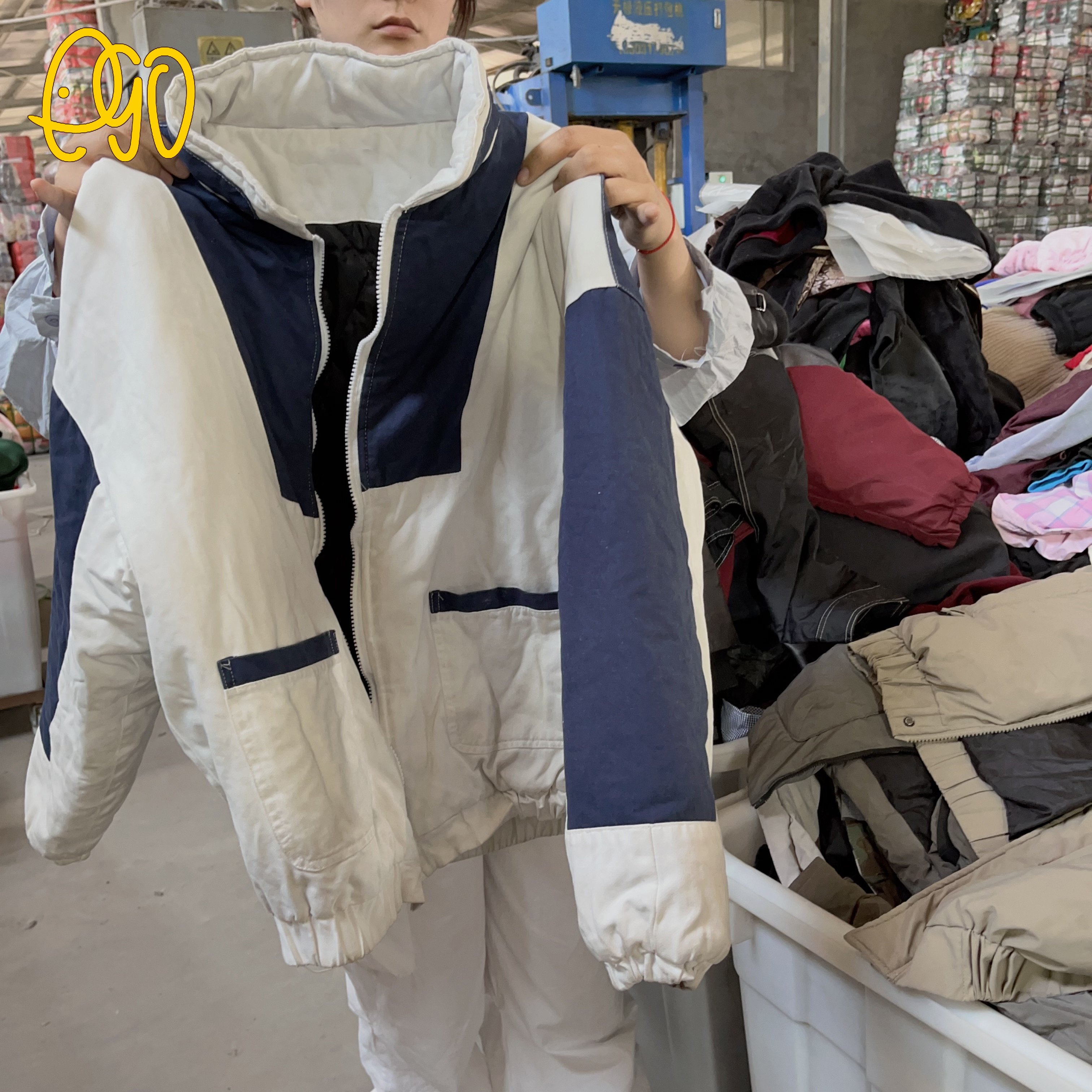 Bulk Second Hand Clothing Used Men Winter Zipper Cotton Padded Jacket 2nd Hand Heavy Coat Suit Bales