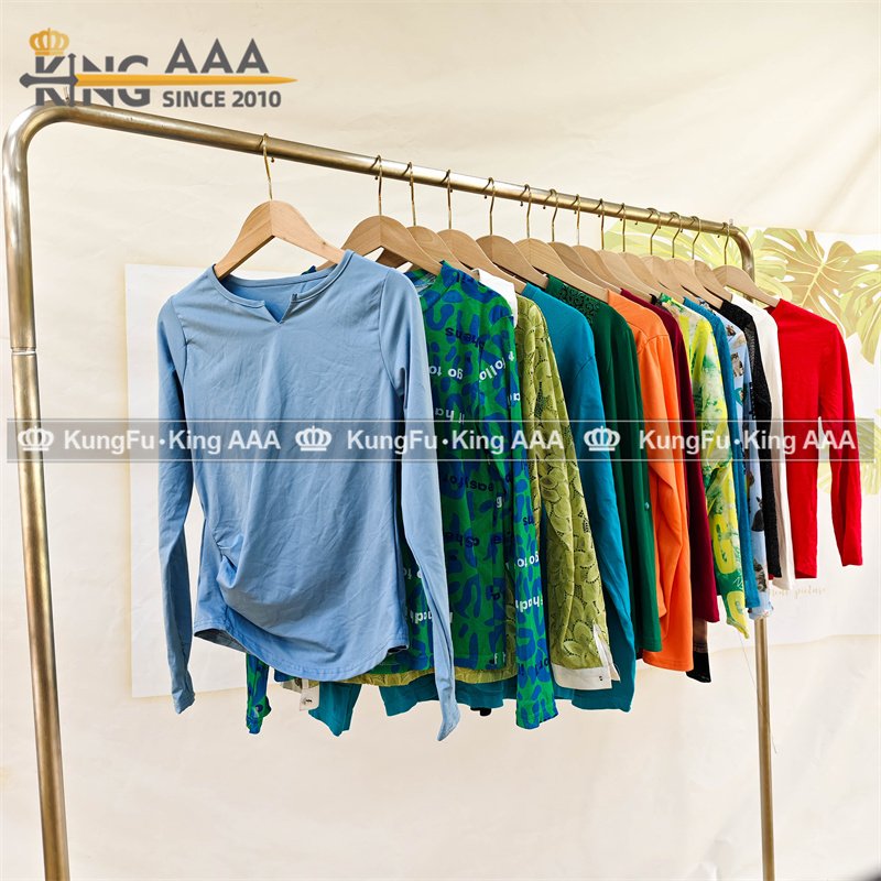 Wholesale 100% Cotton Long Sleeves Tops Women T-Shirts Breathable Blouses Vintage Blouses Elegant Used Second Hand Clothes