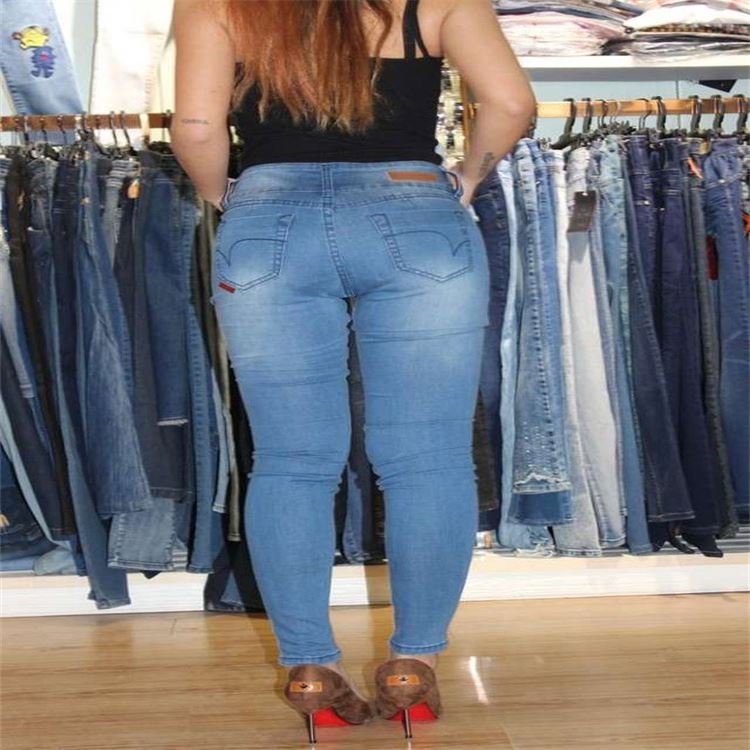 cut label second-hand girl jeans fashion design narrow bottom jeans for women stock bulk sale clothes