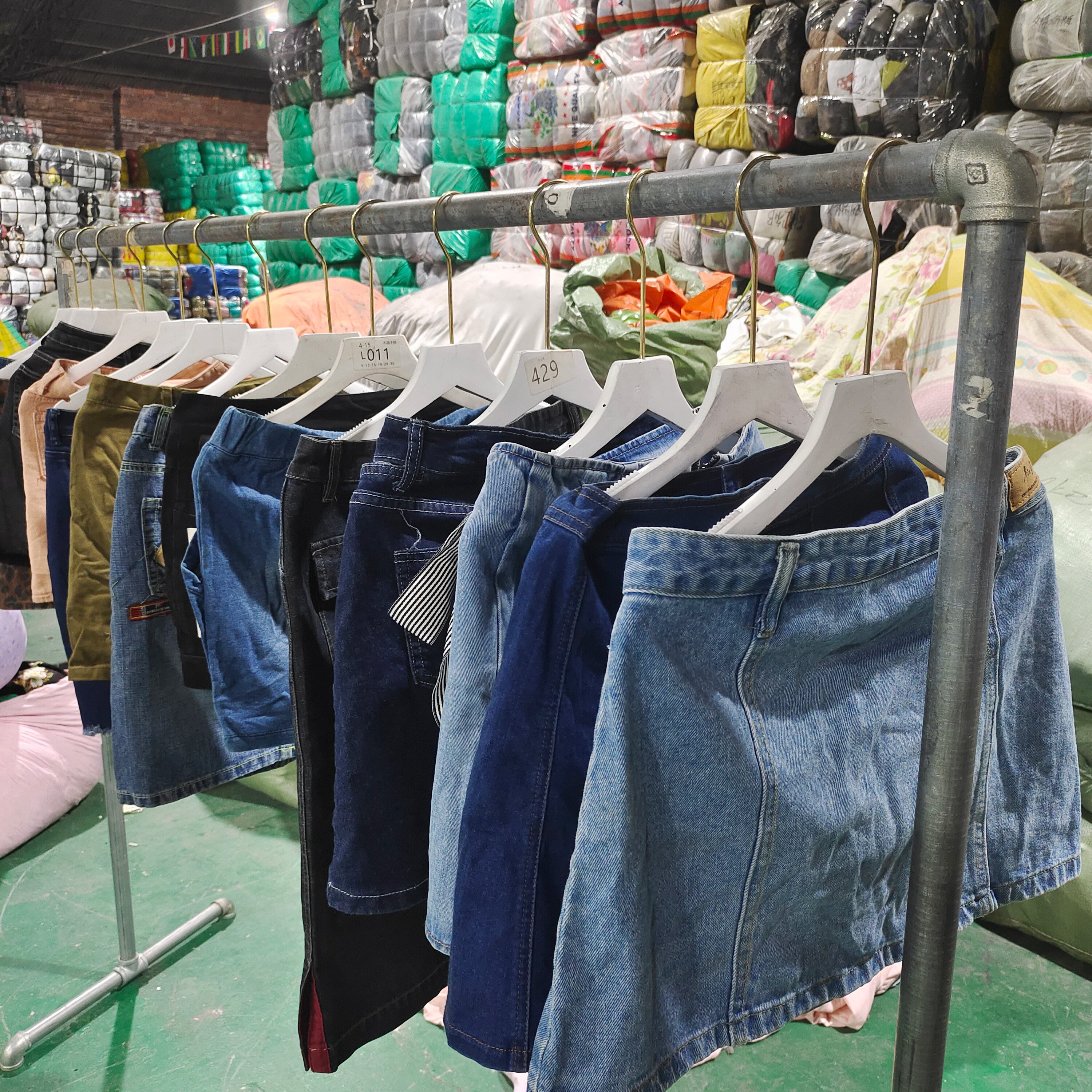 High Quality Fashion Design Used Ladies Denim Jean Shorts Used Clothing Mixed Bales